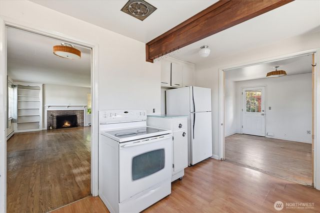 5603 SW Lander Street, Seattle, WA 98116