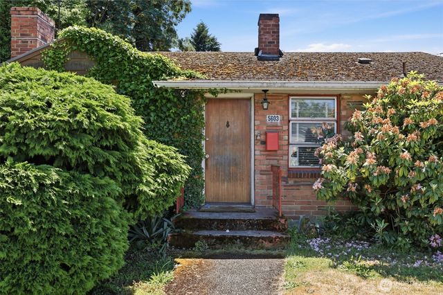 5603 SW Lander Street, Seattle, WA 98116