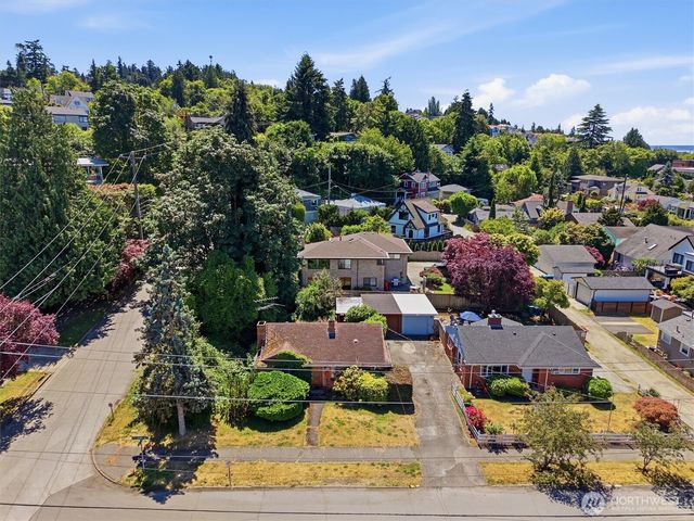 5603 SW Lander Street, Seattle, WA 98116