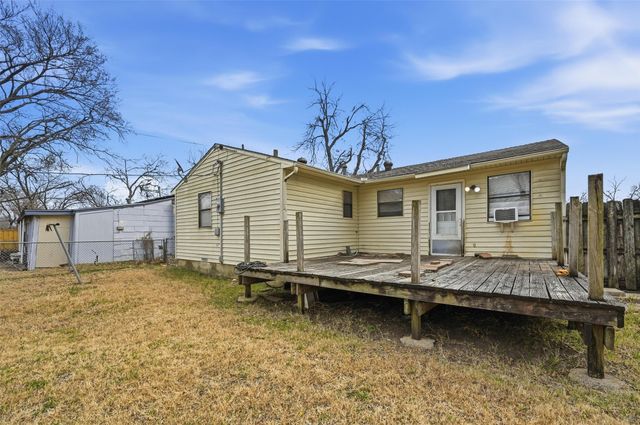 2807 Andrea Lane, Dallas, TX 75228