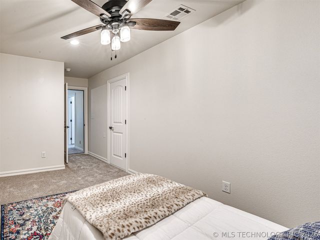 4760 E 144th Street S, Bixby, OK 74008