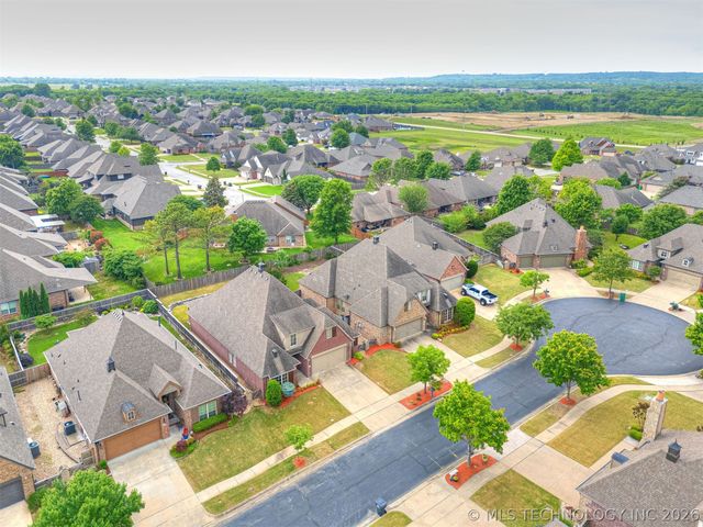 4760 E 144th Street S, Bixby, OK 74008