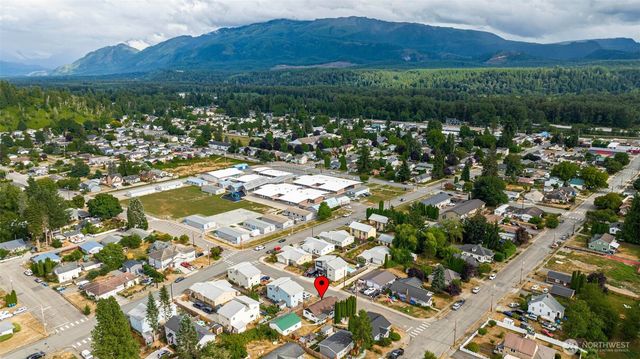 303 Fir Avenue, Sultan, WA 98294