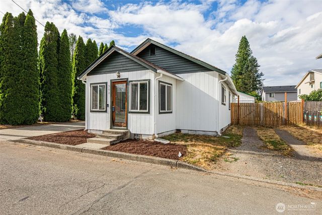 303 Fir Avenue, Sultan, WA 98294