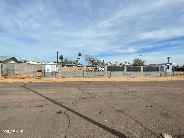 2212 E LIBBY Street -, Phoenix, AZ 85022