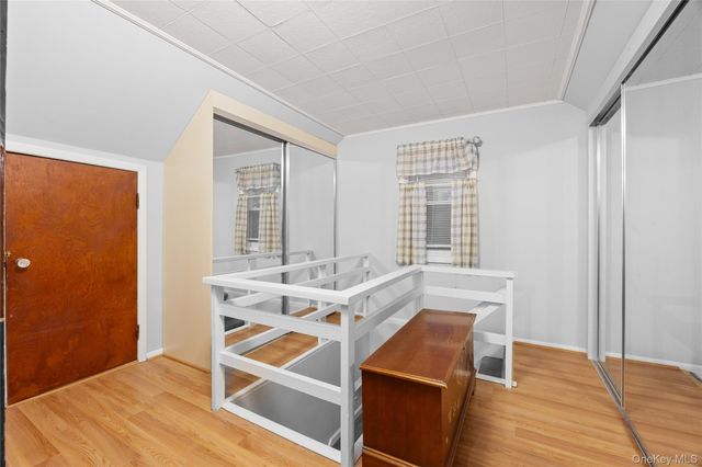 38 Hawthorne Avenue, Floral Park, NY 11001