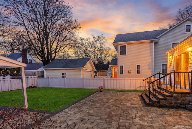 38 Hawthorne Avenue, Floral Park, NY 11001