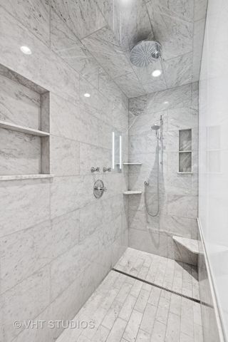 180 E Pearson Street 5201, Chicago, IL 60611