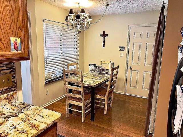 9222 Golden Oaks W, Indianapolis, IN 46260