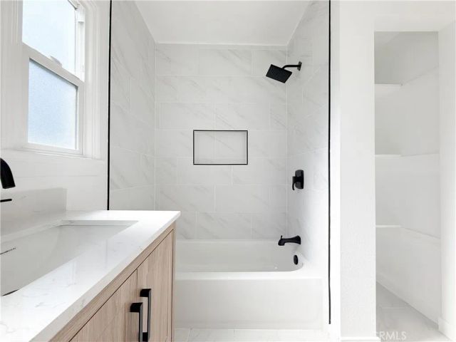 345 E Colden Street, Los Angeles, CA 90003