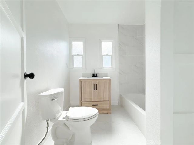 345 E Colden Street, Los Angeles, CA 90003
