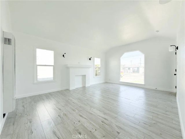 345 E Colden Street, Los Angeles, CA 90003