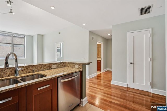 8100 River Road 210, North Bergen, NJ 07047