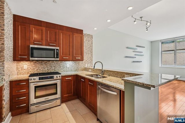 8100 River Road 210, North Bergen, NJ 07047