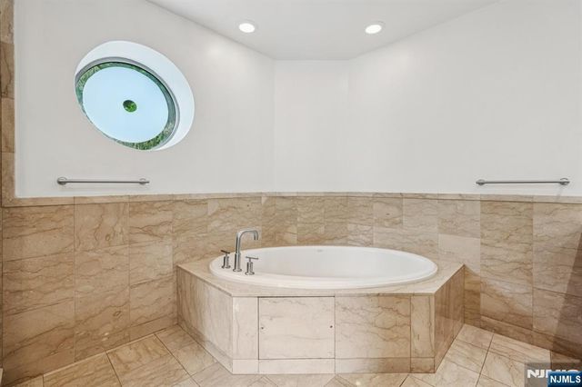 8100 River Road 210, North Bergen, NJ 07047