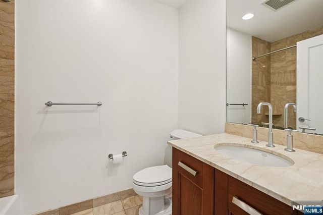 8100 River Road 210, North Bergen, NJ 07047