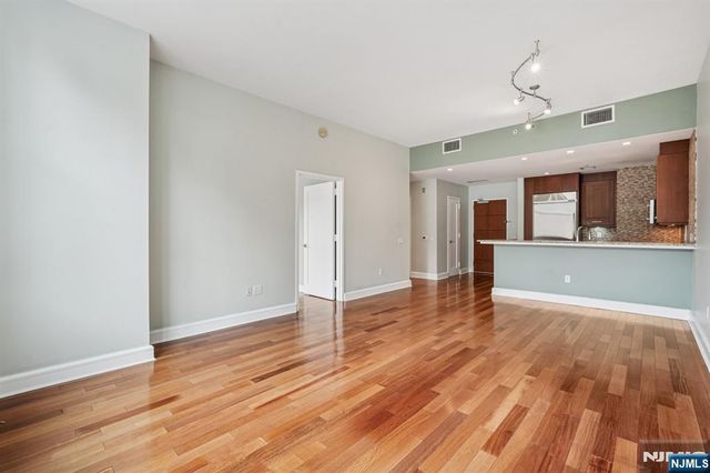 8100 River Road 210, North Bergen, NJ 07047