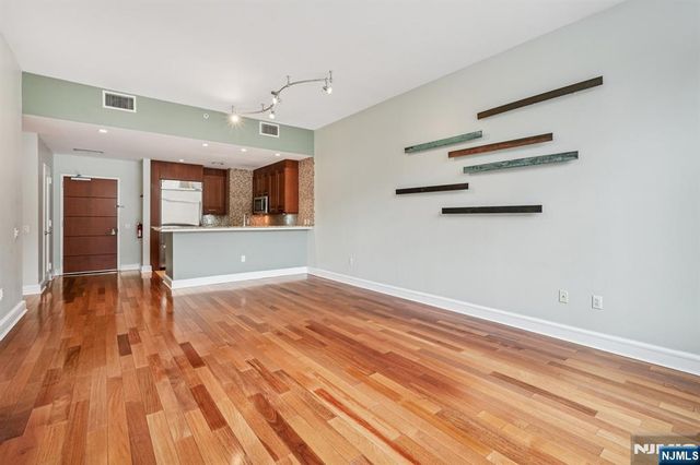 8100 River Road 210, North Bergen, NJ 07047