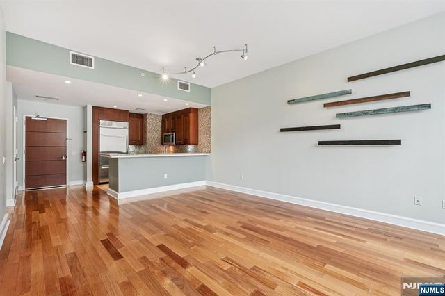 8100 River Road 210, North Bergen, NJ 07047