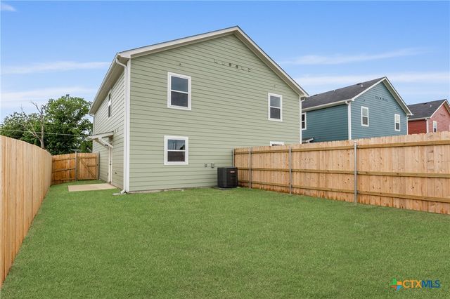 1015 S 26th Street B, Temple, TX 76501
