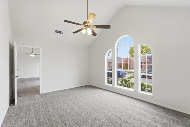 1050 Kim Lane, Mesquite, TX 75149