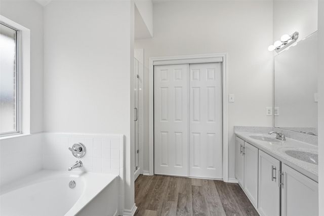 1050 Kim Lane, Mesquite, TX 75149