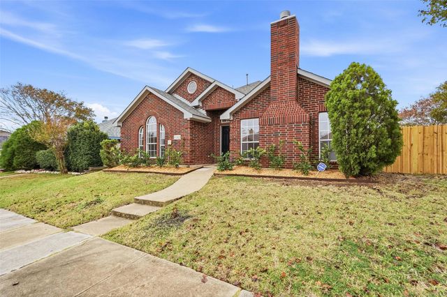 1050 Kim Lane, Mesquite, TX 75149