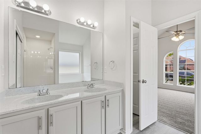 1050 Kim Lane, Mesquite, TX 75149