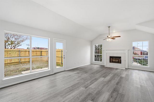 1050 Kim Lane, Mesquite, TX 75149