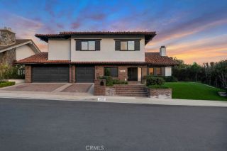 5952 Woodland View Drive, Woodland Hills, CA 91367