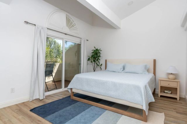 241 S Sierra Ave, Solana Beach, CA 92075