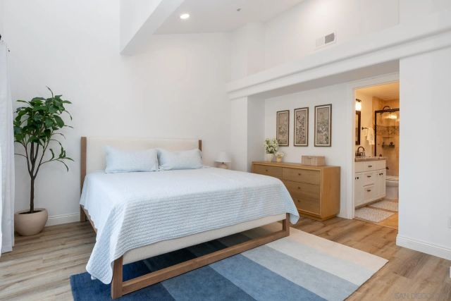 241 S Sierra Ave, Solana Beach, CA 92075