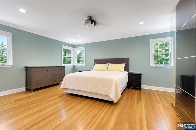514 Rutland Avenue, Teaneck, NJ 07666