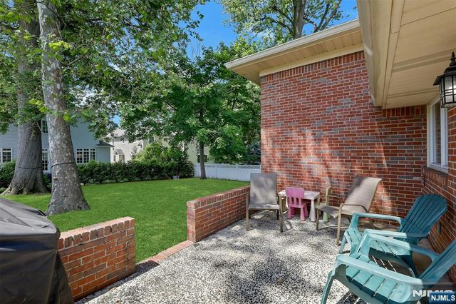 514 Rutland Avenue, Teaneck, NJ 07666