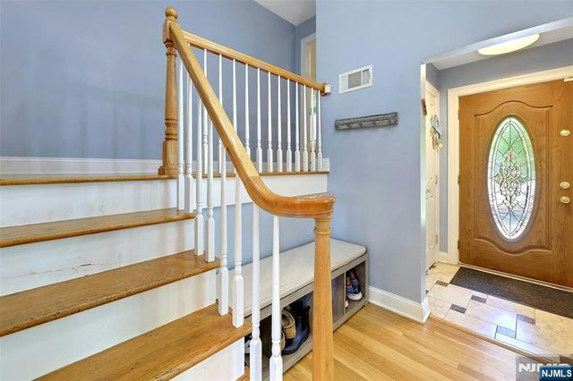 514 Rutland Avenue, Teaneck, NJ 07666