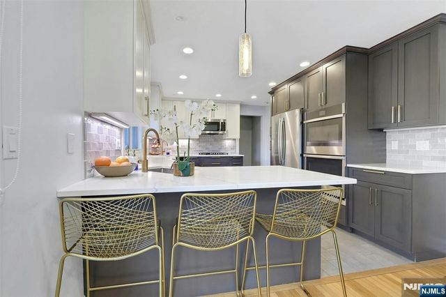 514 Rutland Avenue, Teaneck, NJ 07666