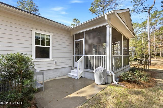 160 Lockhaven Drive SE, Bolivia, NC 28422