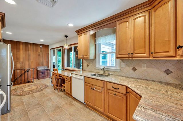 50 Soundview Drive, Northport, NY 11768