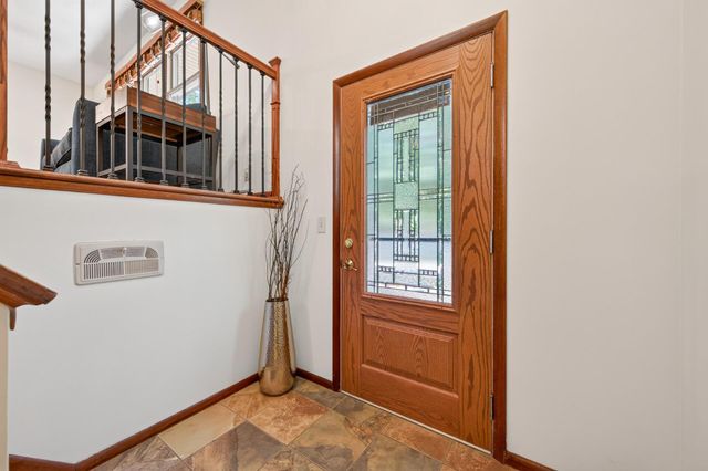 6911 Ticonderoga Trail, Eden Prairie, MN 55346