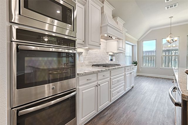 2283 Prairie Glen Street, Lewisville, TX 75056