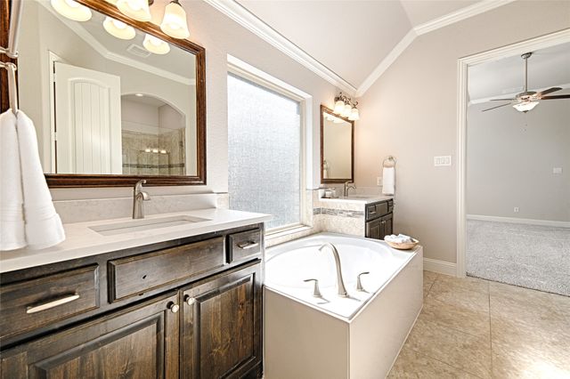 2283 Prairie Glen Street, Lewisville, TX 75056