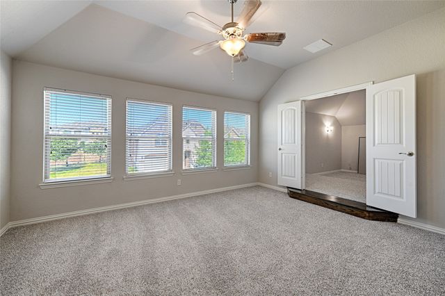 2283 Prairie Glen Street, Lewisville, TX 75056