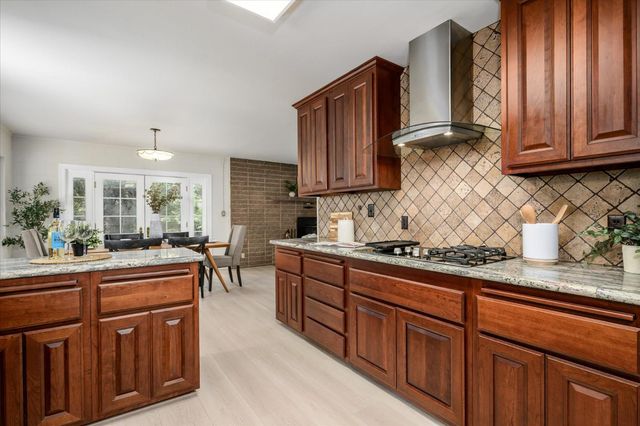 1589 Pleasant Valley Rd, Placerville, CA 95667