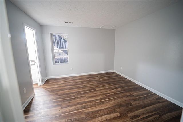 2077 Pinnacle Pointe Drive, Norcross, GA 30071