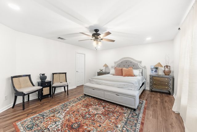 5143 Green Acres Ln, Murfreesboro, TN 37129