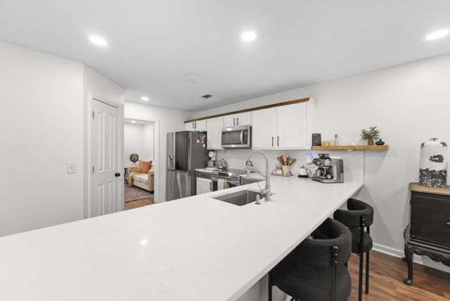 5143 Green Acres Ln, Murfreesboro, TN 37129