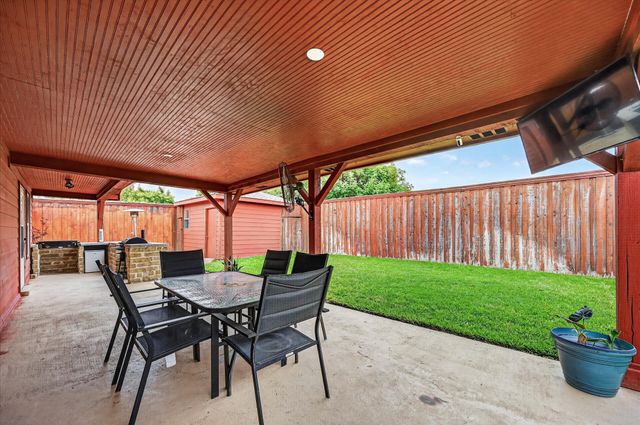 2320 Bradford Pear Drive, Little Elm, TX 75068