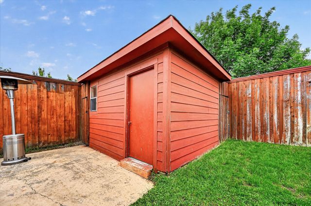 2320 Bradford Pear Drive, Little Elm, TX 75068