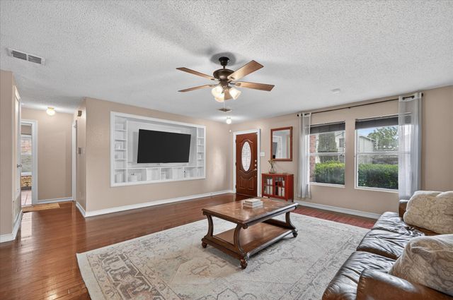 2320 Bradford Pear Drive, Little Elm, TX 75068