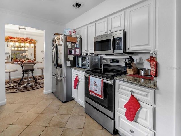 5516 SEDGEFIELD STREET, Orlando, FL 32808